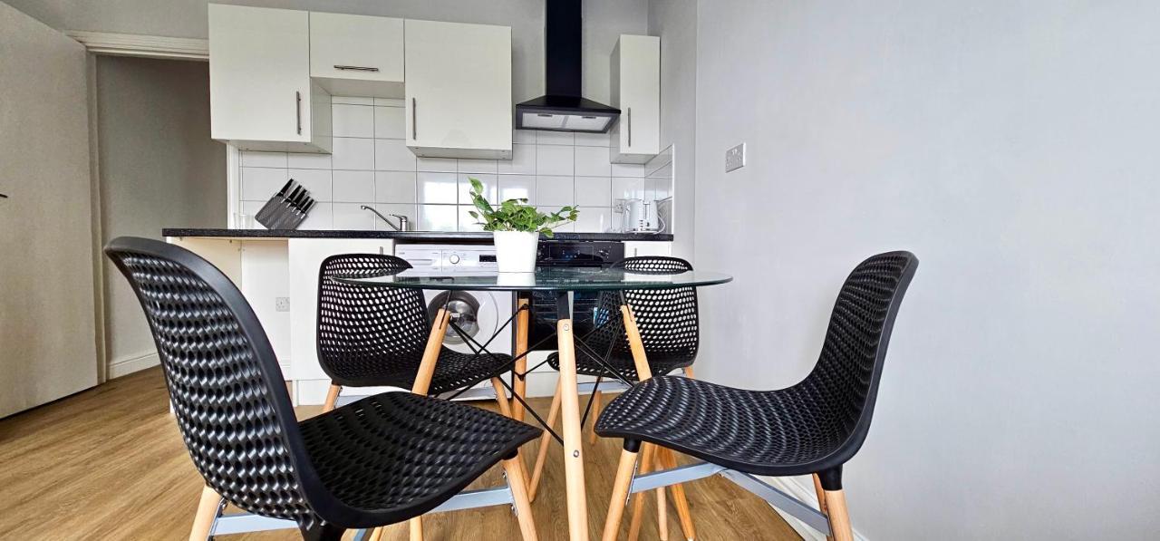 Harlequin Apartments By Switchback Stays Кардифф Экстерьер фото