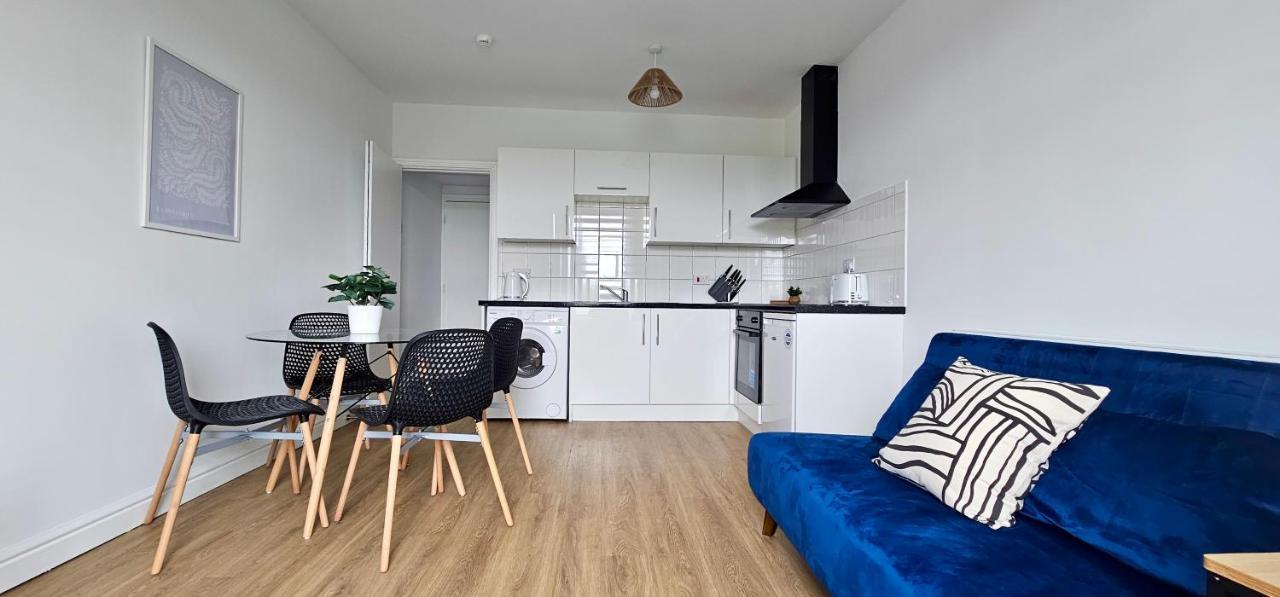 Harlequin Apartments By Switchback Stays Кардифф Экстерьер фото