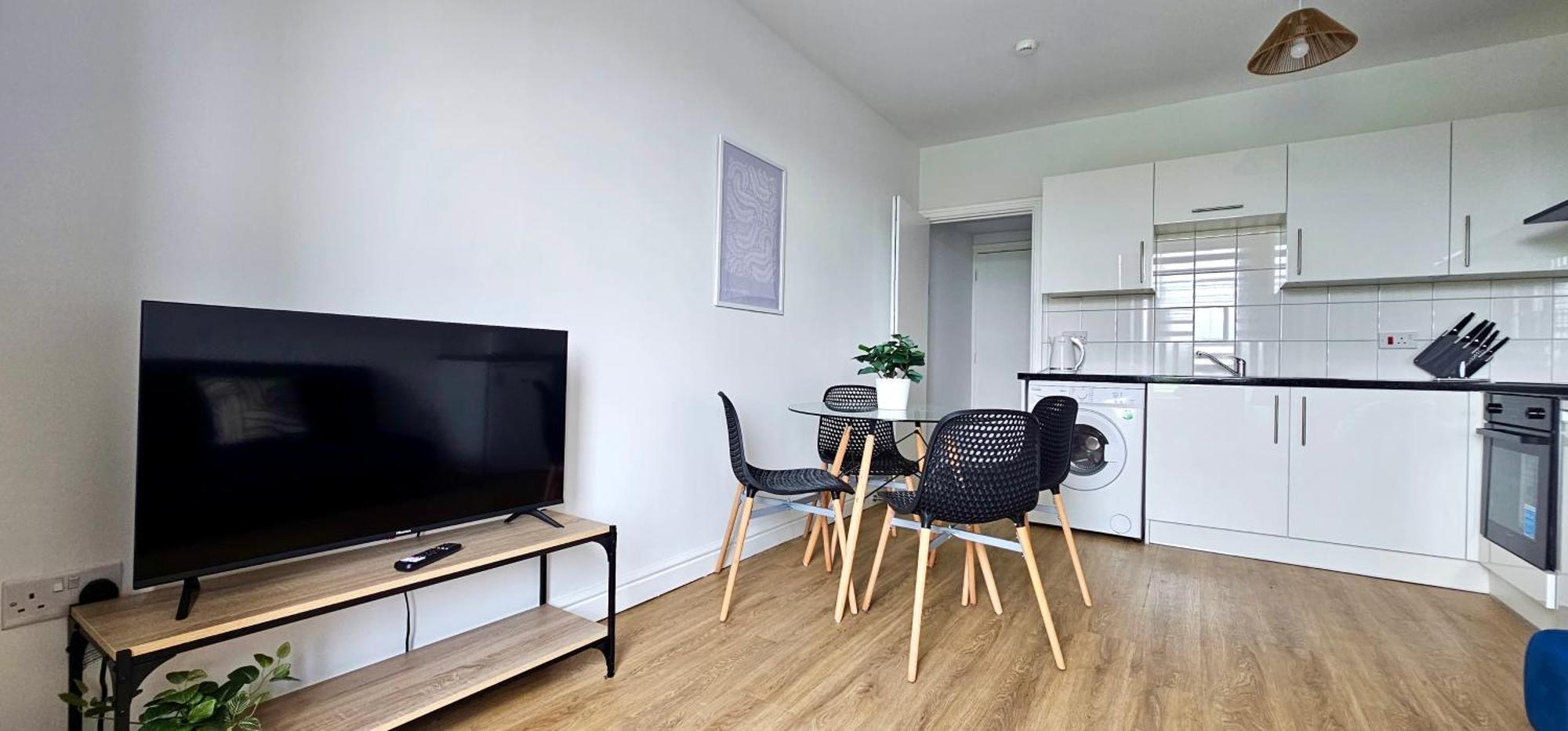 Harlequin Apartments By Switchback Stays Кардифф Экстерьер фото