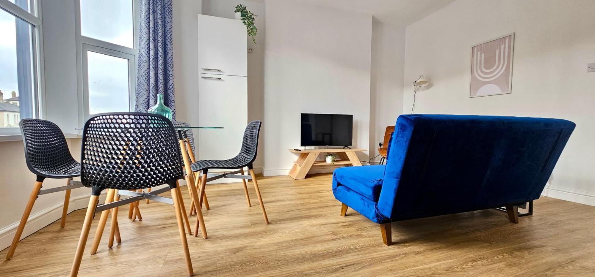 Harlequin Apartments By Switchback Stays Кардифф Номер фото