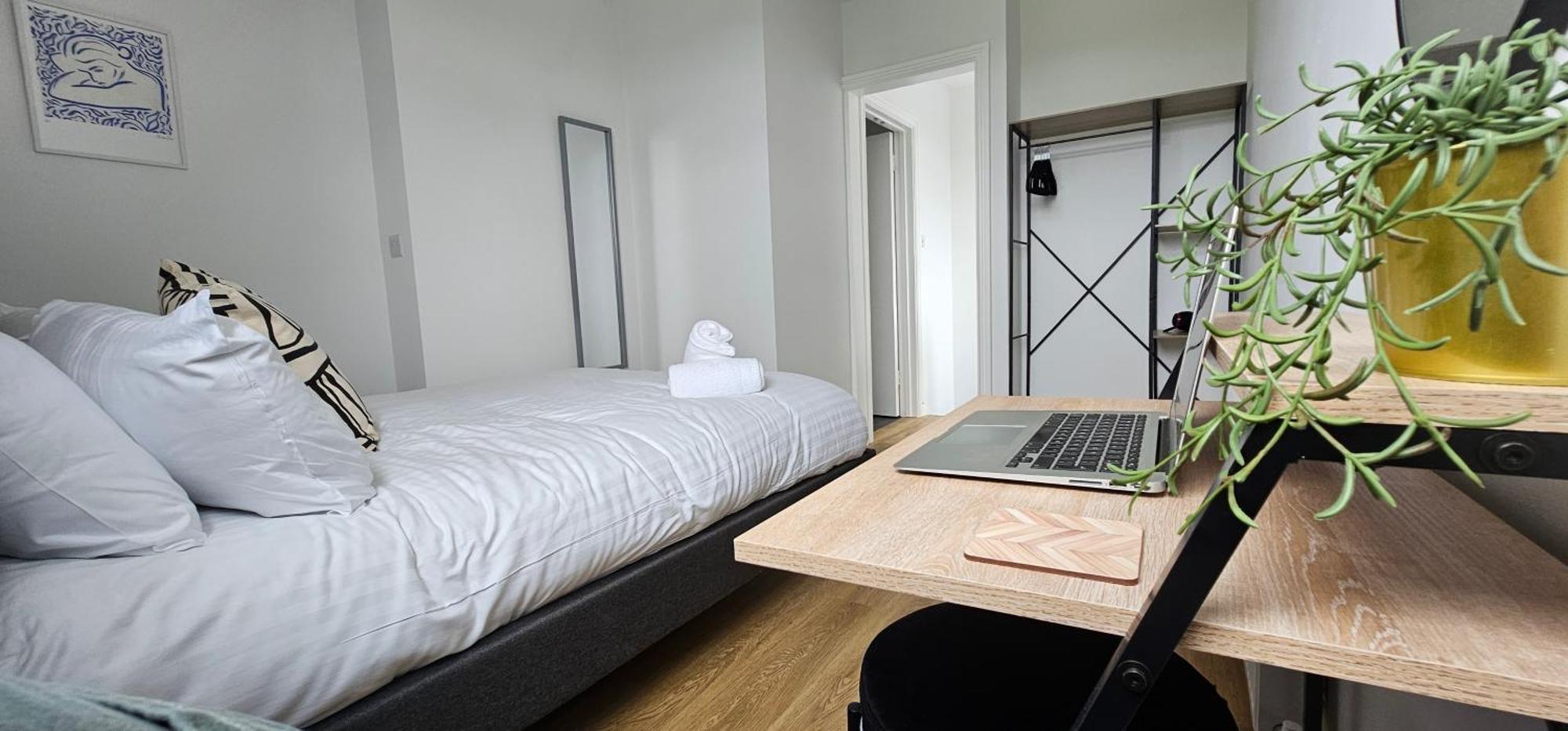 Harlequin Apartments By Switchback Stays Кардифф Номер фото